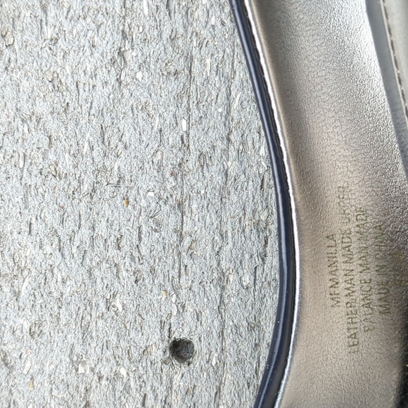 Marc Fisher Manilla Leather Peep Toe Bow Heels - Picture 12 of 13